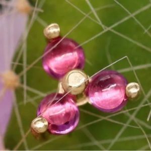 Quetzalli YG TriLove End in Rhodolite Garnet Threadless